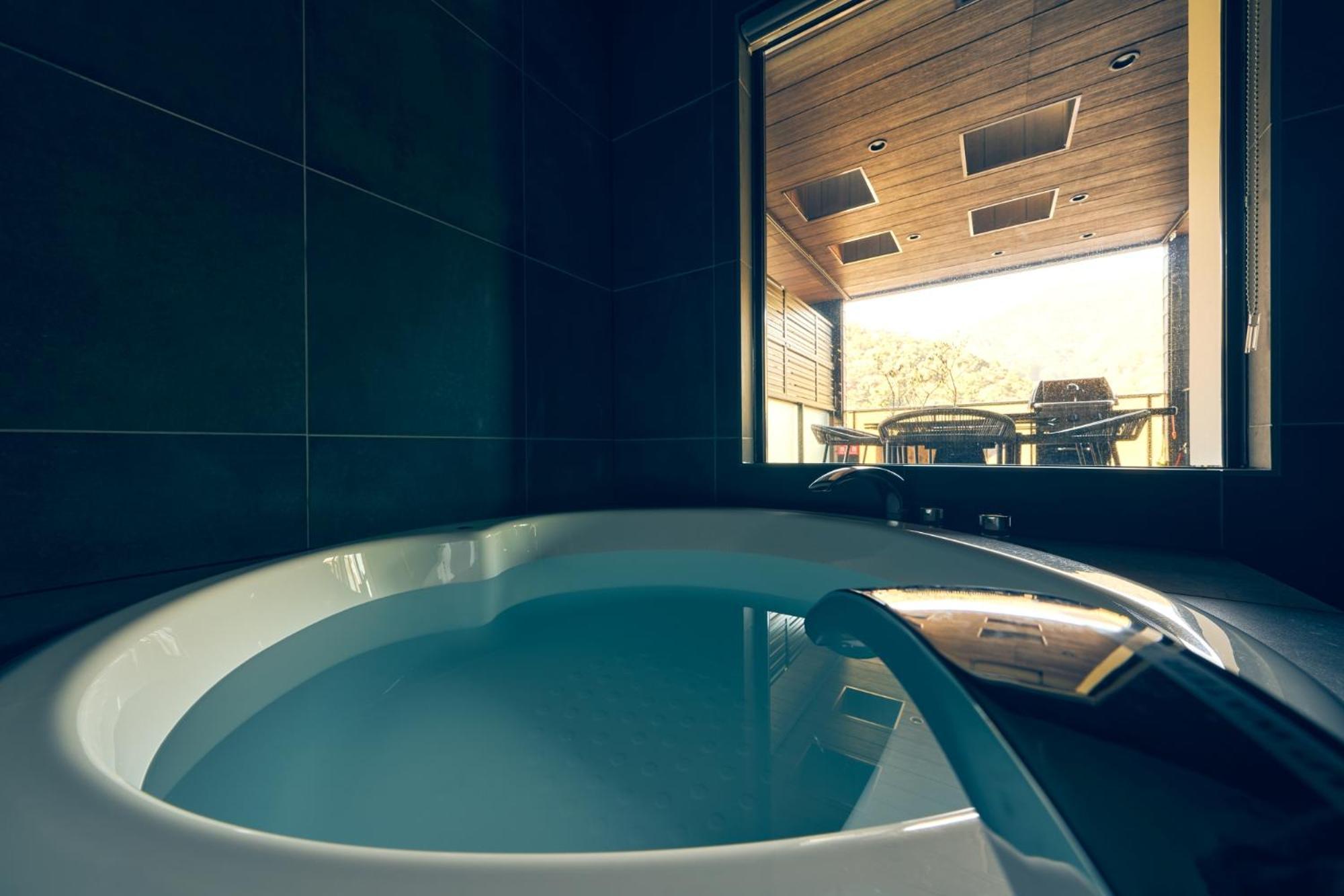 ルクス箱根湯本 Lux Hakone Yumoto Villa Eksteriør billede